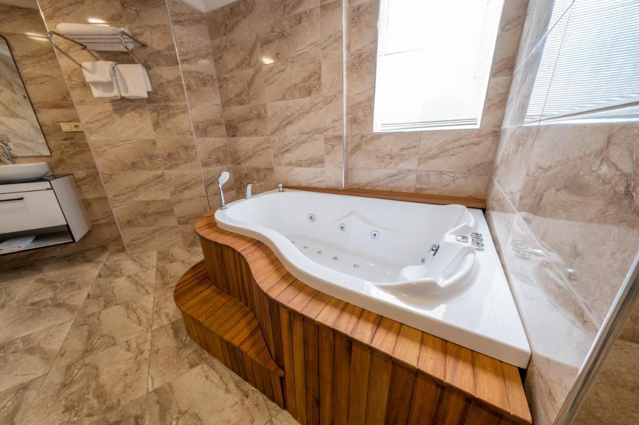 Istanbul Nova Hotel מראה חיצוני תמונה